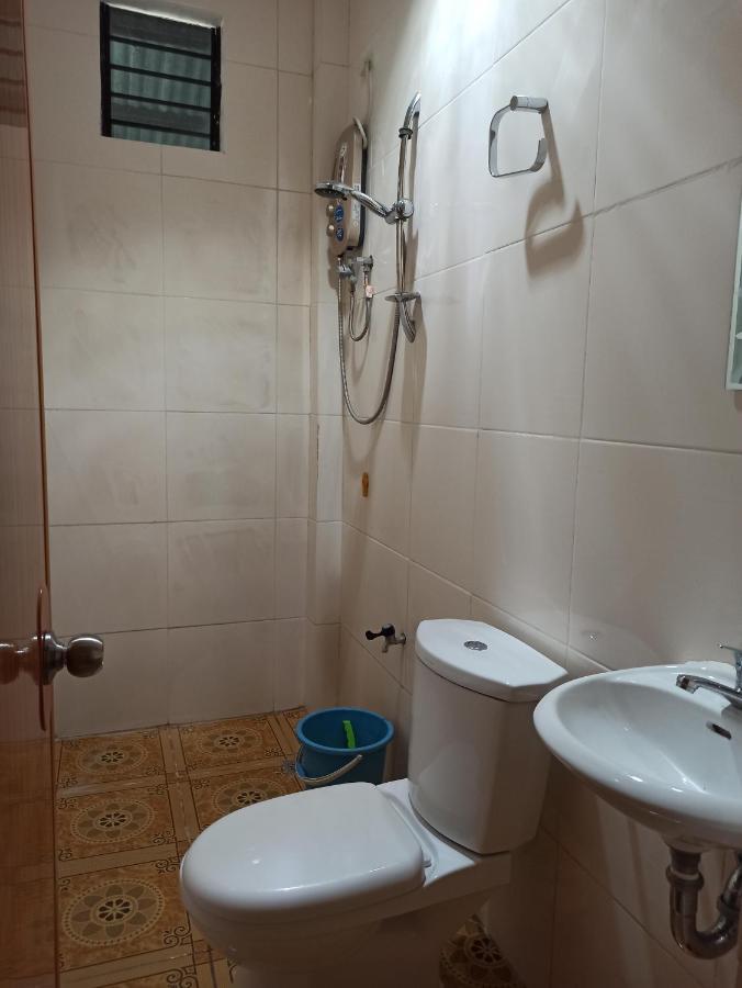 Junie Pension House Moalboal Kültér fotó