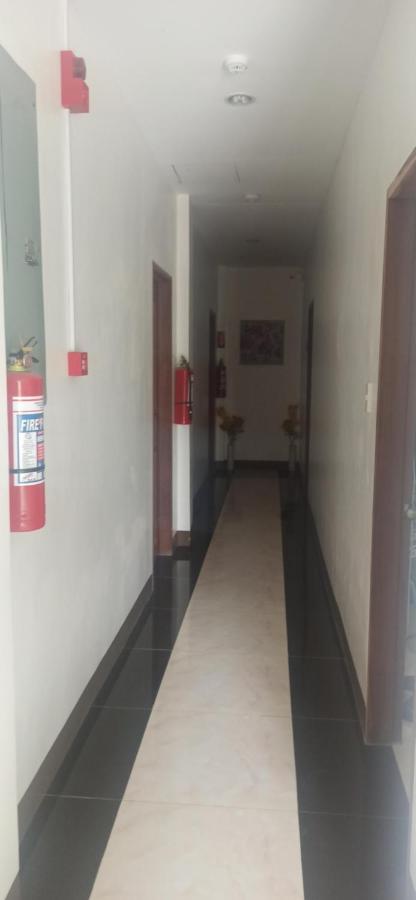 Junie Pension House Moalboal Kültér fotó